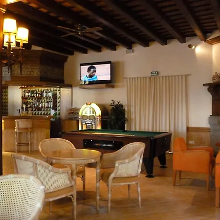 Hotel La Carolina 4*