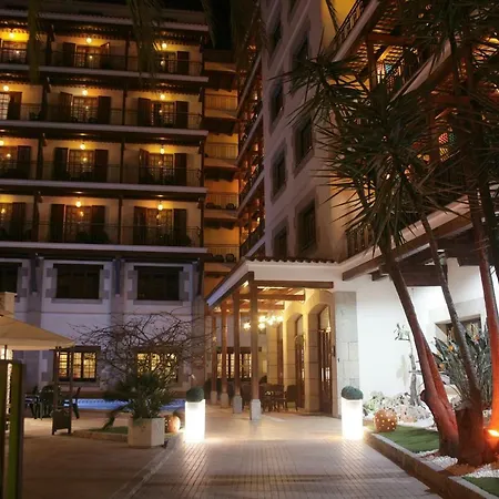 Hotel La Carolina 4*