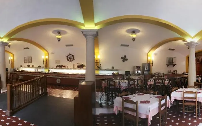 La Carolina Otel