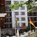 La Carolina Hotel