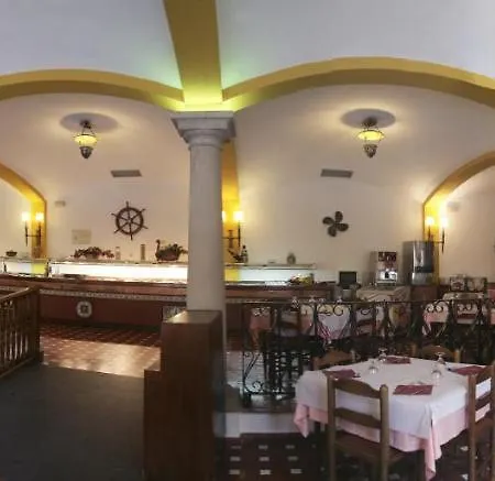 La Carolina Hotell