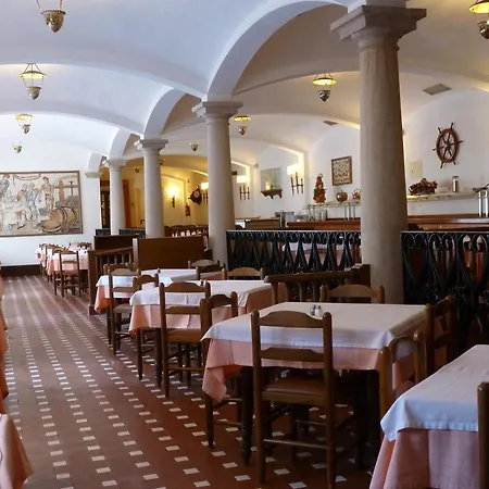 La Carolina Hotell